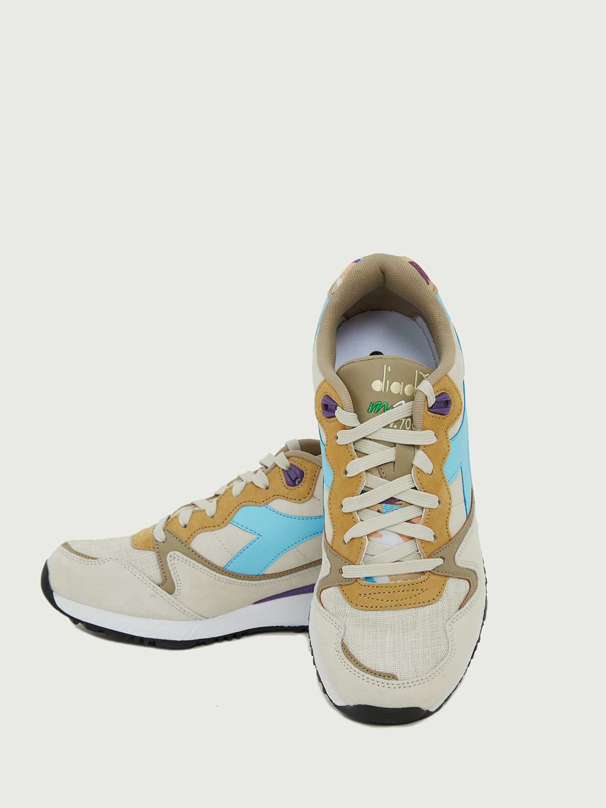 Camo V7000 Sneakers