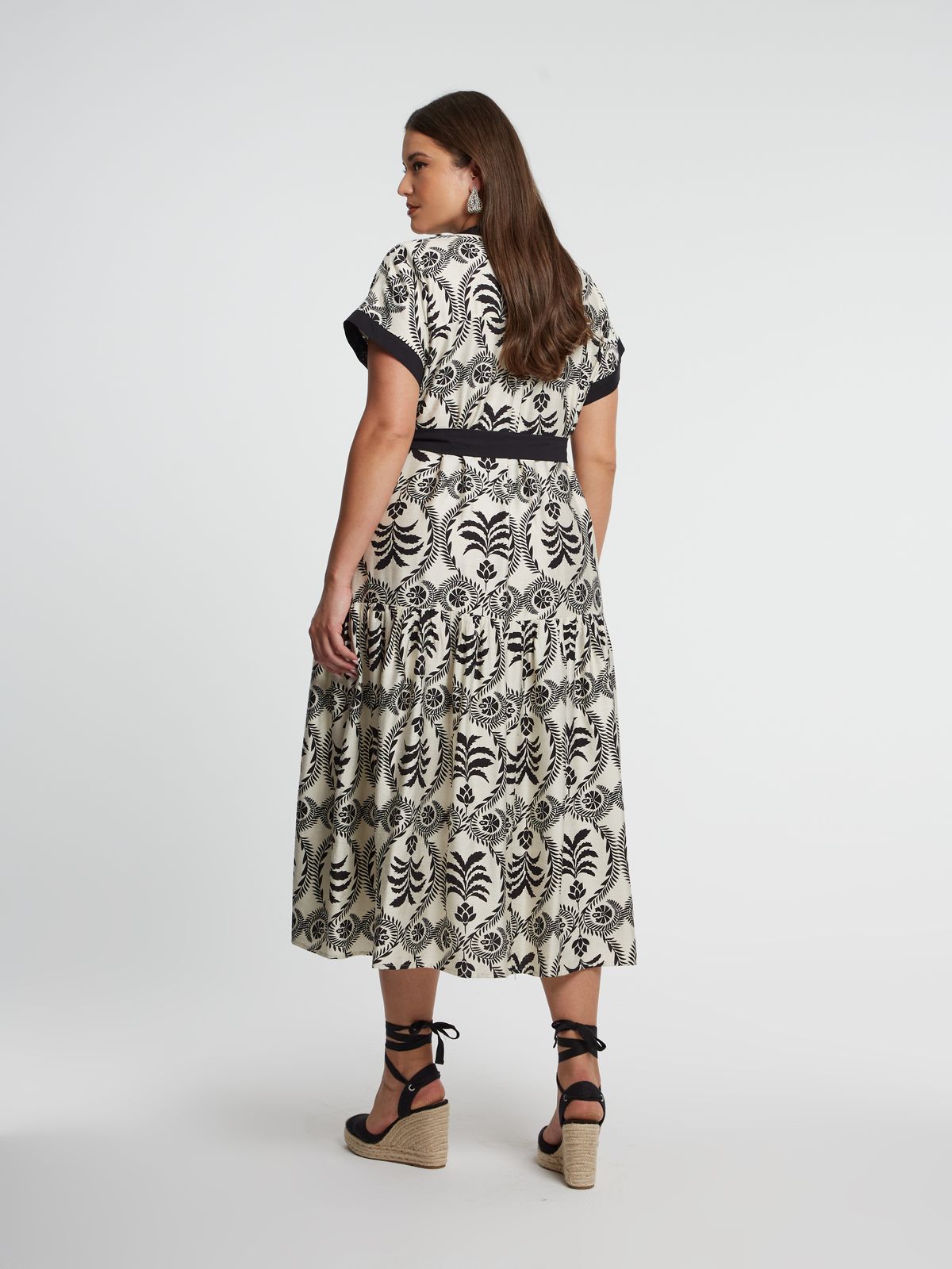 Viscose-blend shirt-dress with ethnic floral motif and contrast trim