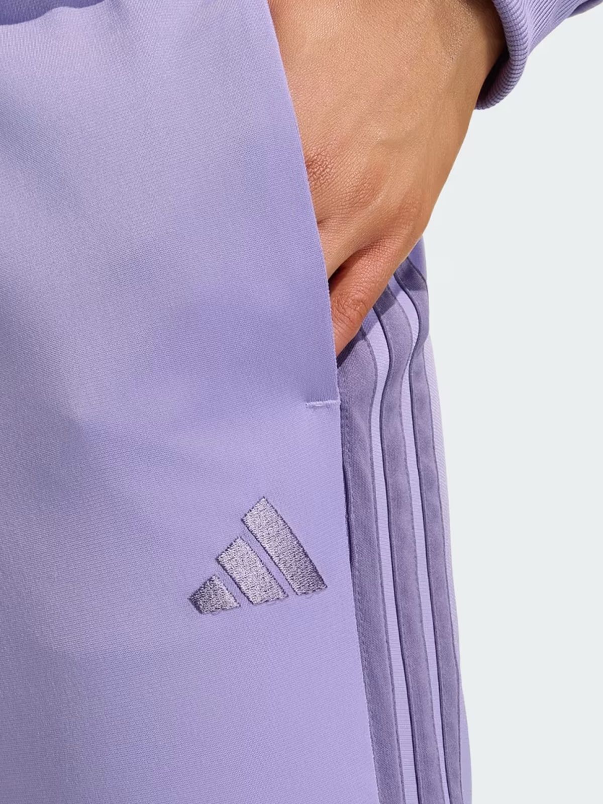 Essentials 3-Stripes Tracksuit