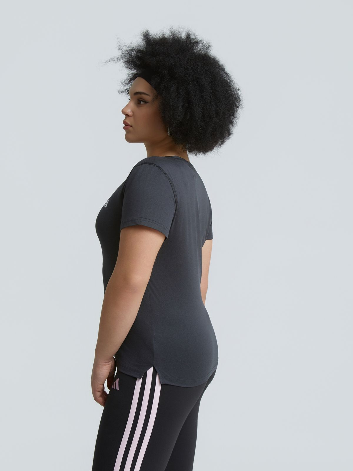 Workout Essentials V-Neck T-Shirt