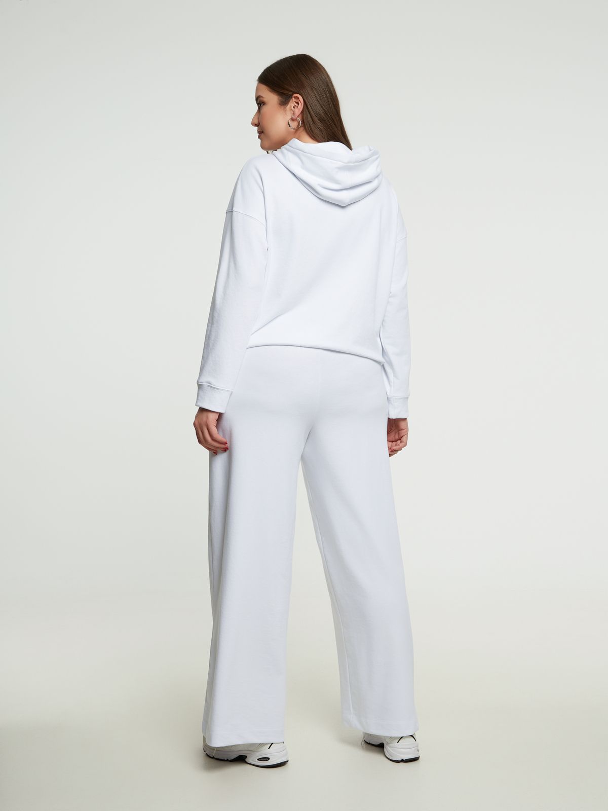 Wide-leg sweat trousers with pockets