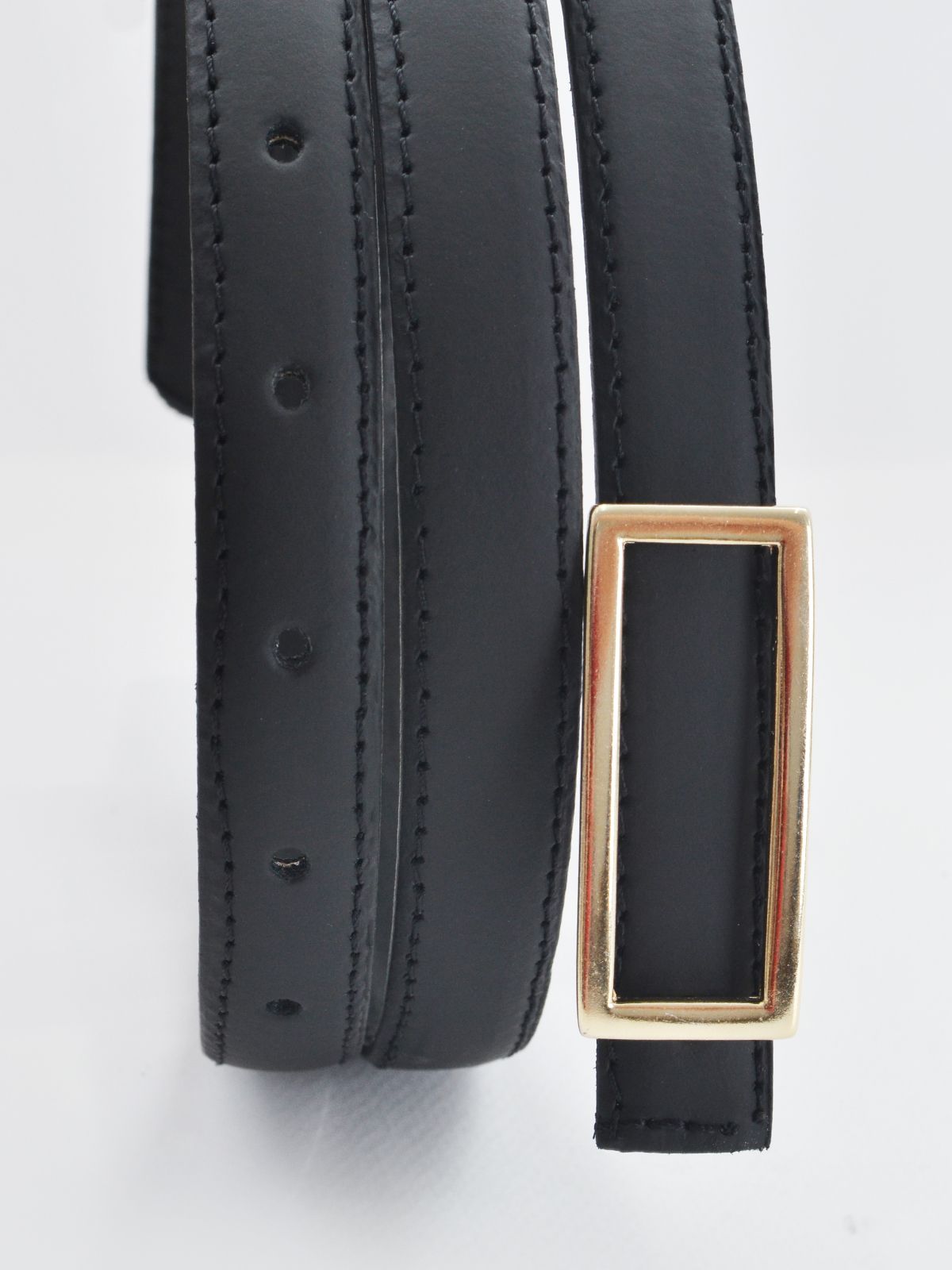 Slim leather belt with gold-tone buckle