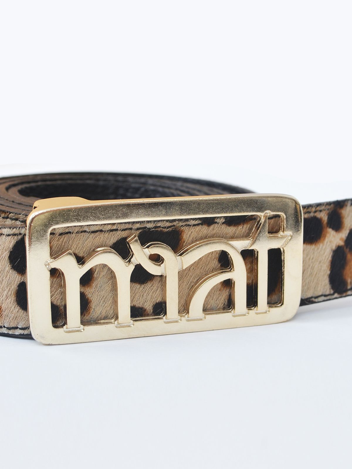 Double faced leather mat buckle belt