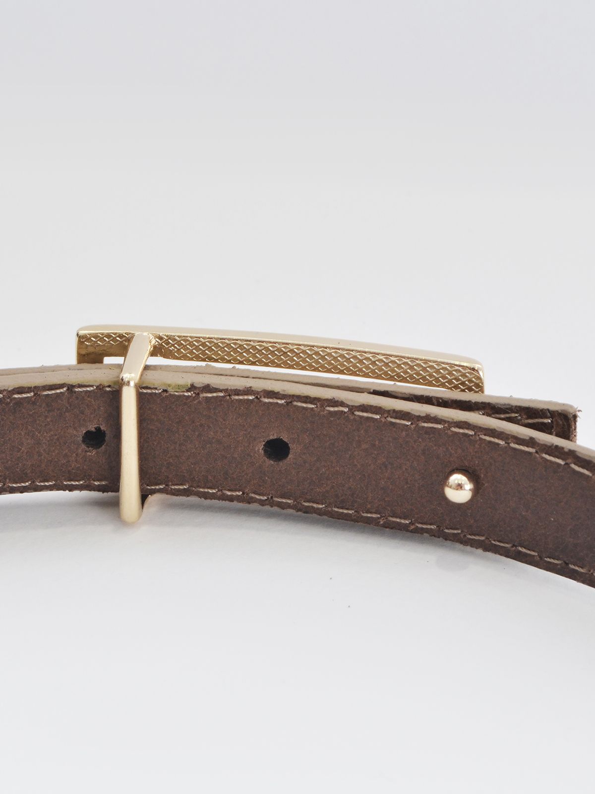 Slim leather belt with gold-tone buckle