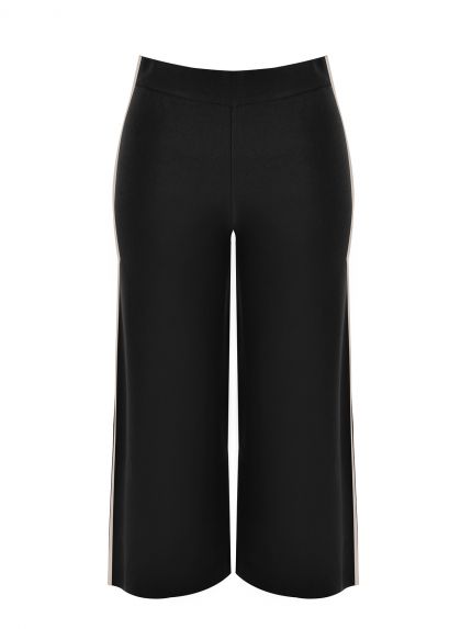 Cropped knit trousers with contrast details