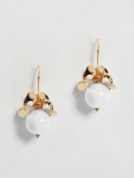Elegant floral & bead drop earrings