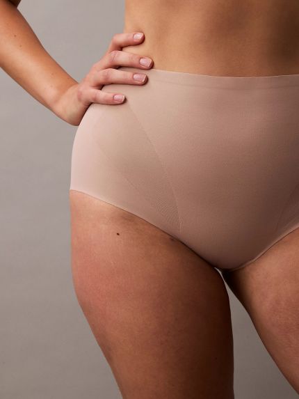 High Waisted Shapewear Briefs - Stay Put Stretch