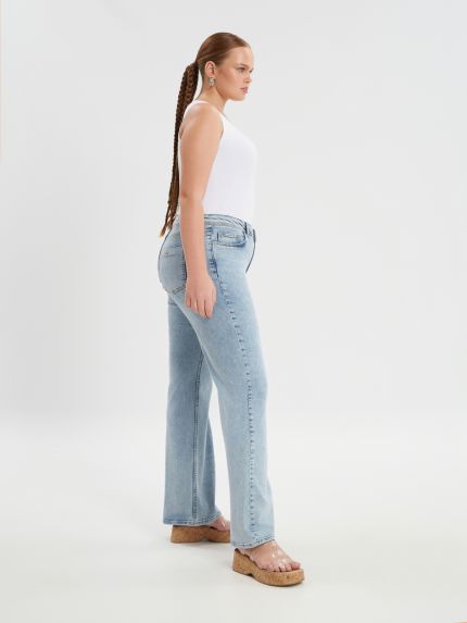 High-waist flared jeans