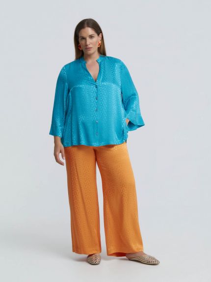 Textured viscose V-neck shirt