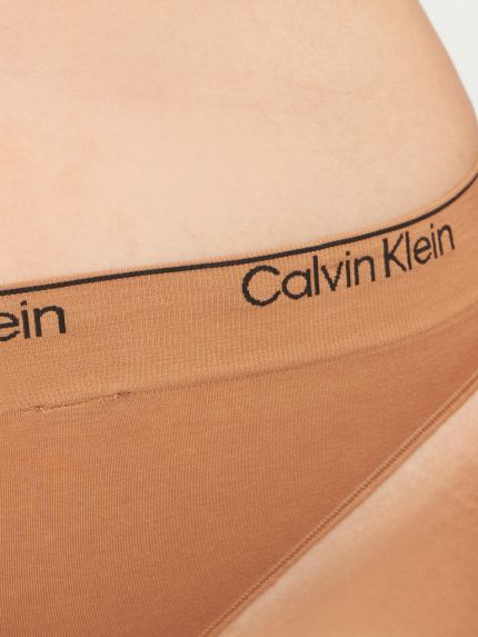 Σλιπ Thong