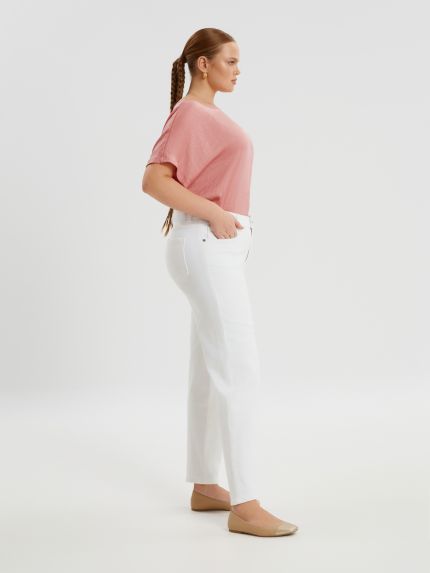 White mom jeans