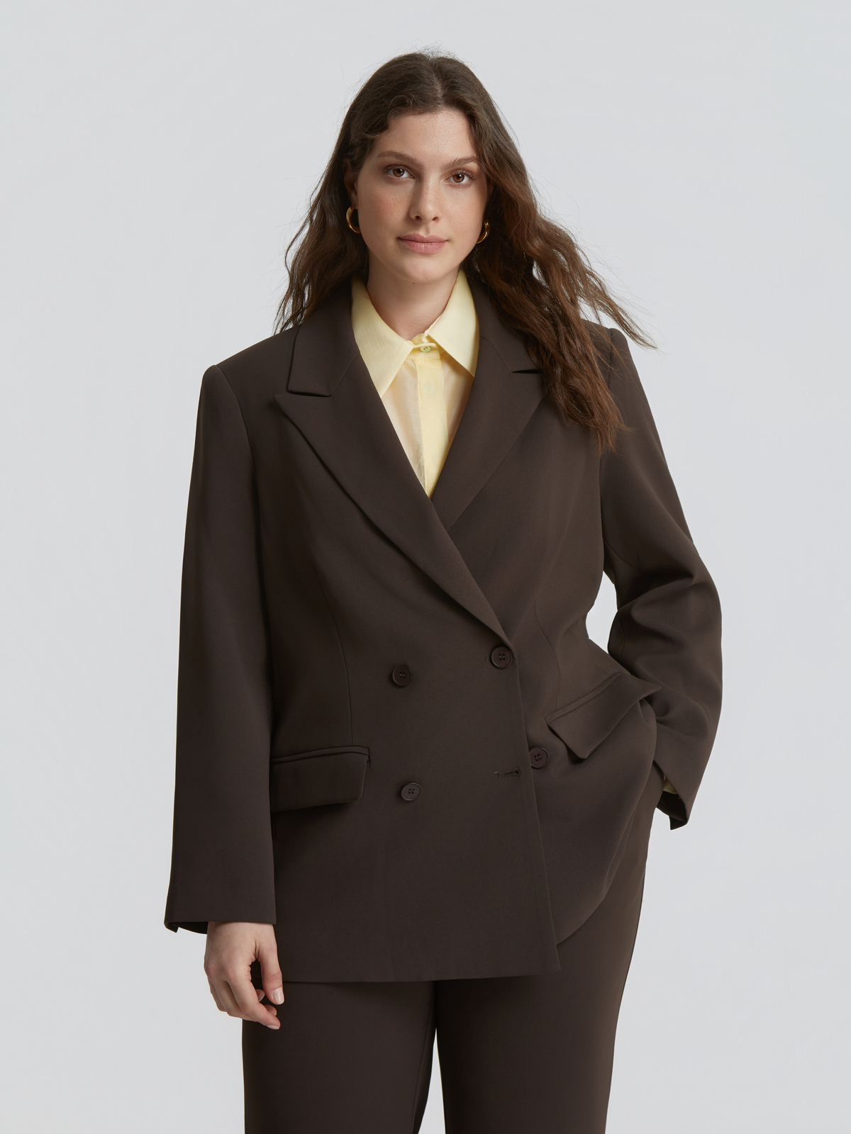 Σταυρωτό σακάκι φωτογραφία