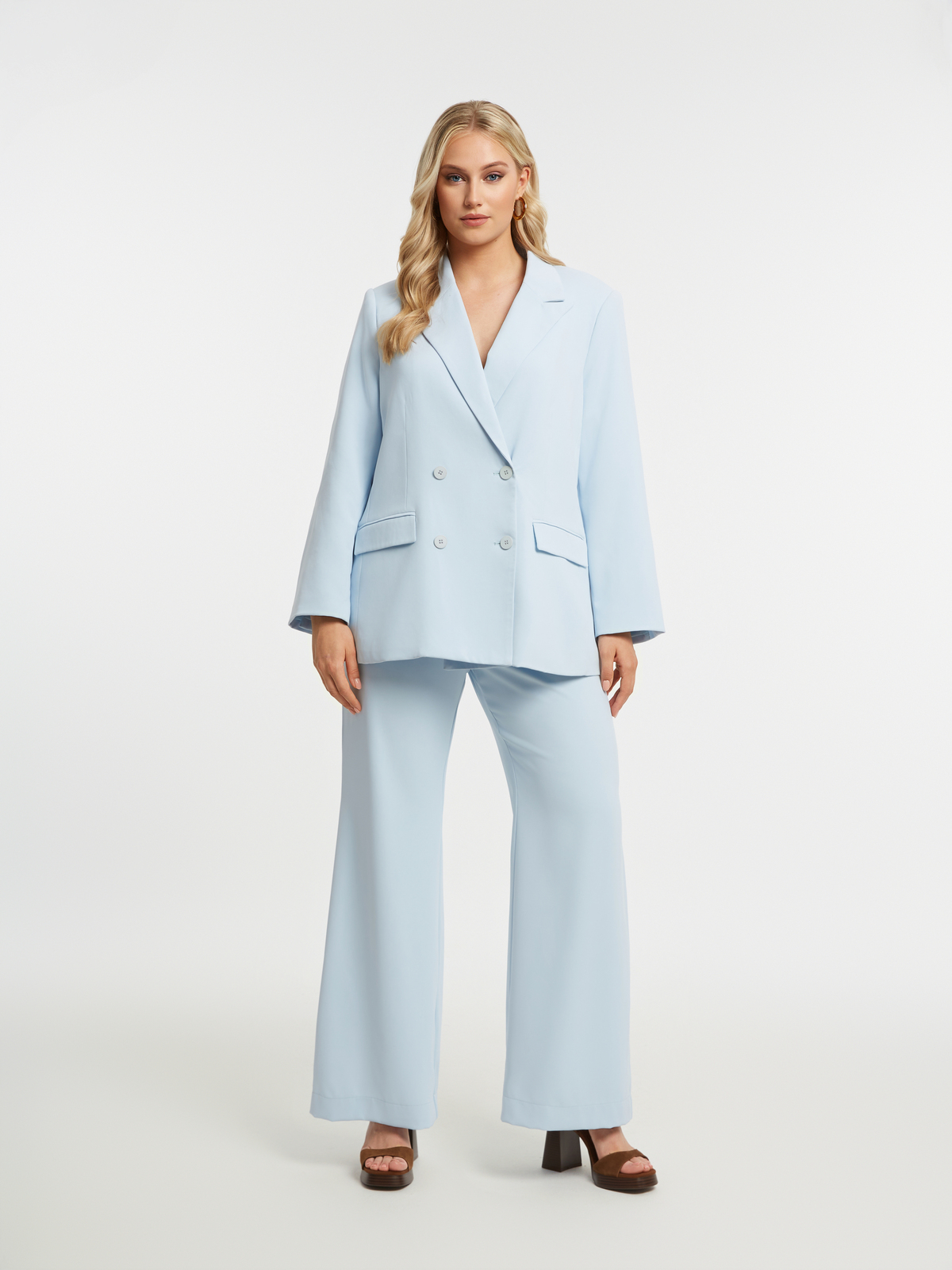 Σταυρωτό σακάκι φωτογραφία