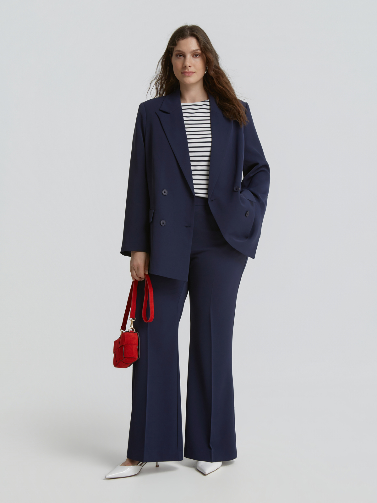 Σταυρωτό σακάκι φωτογραφία