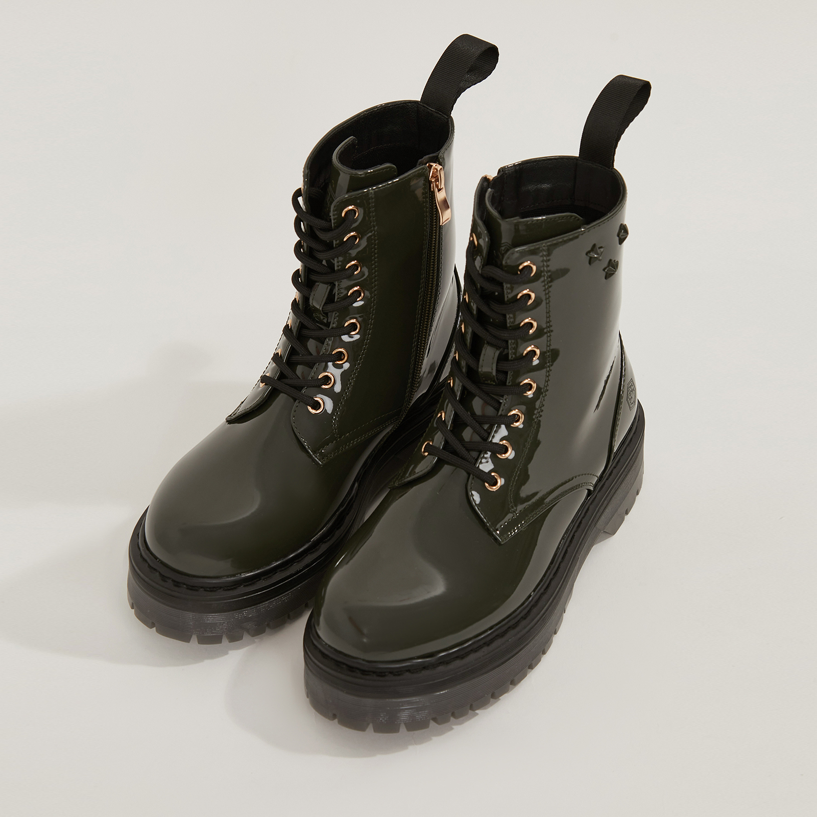 Elyse Kombat Boots Nobesto Patent