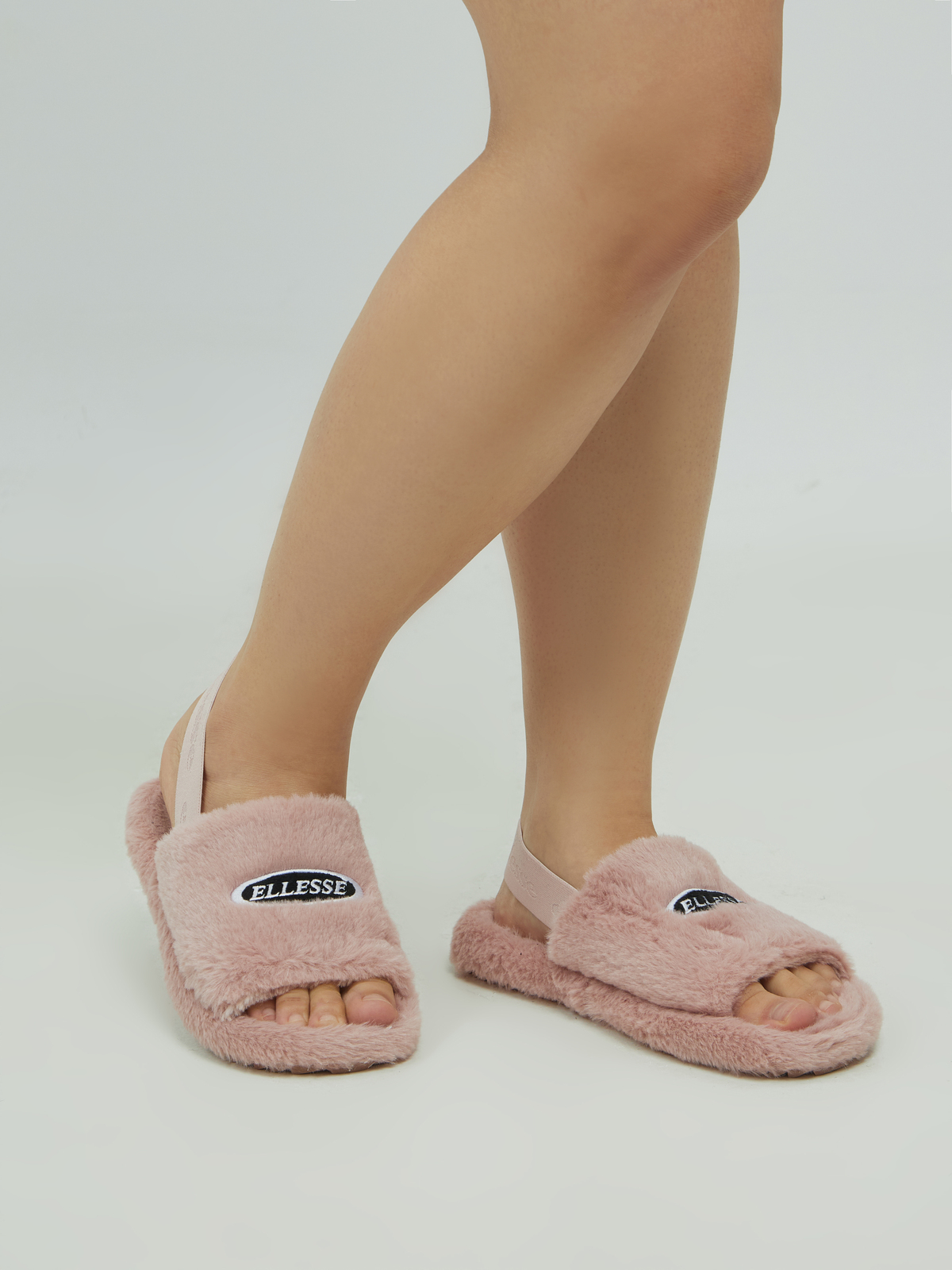 Slippers γούνινα ροζ φωτογραφία