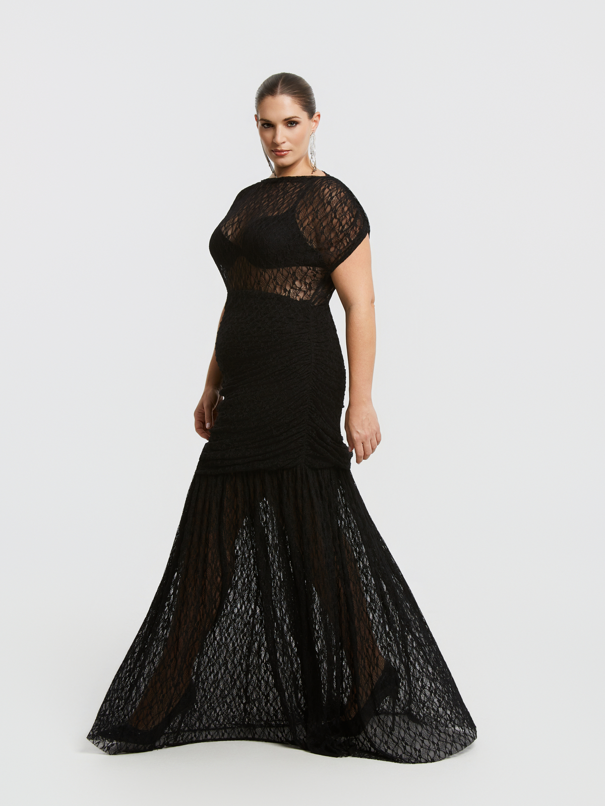 Maxi φόρεμα δαντέλα με σούρες στη μέση φωτογραφία