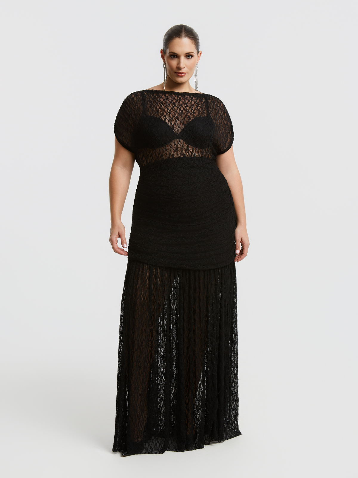 Maxi φόρεμα δαντέλα με σούρες στη μέση φωτογραφία