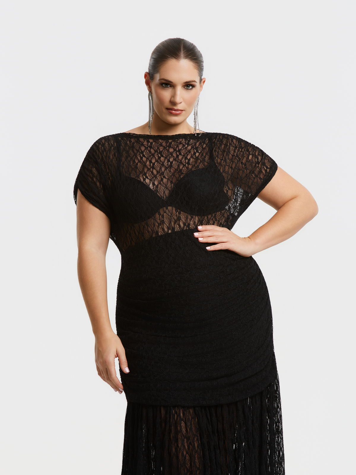 Maxi φόρεμα δαντέλα με σούρες στη μέση φωτογραφία