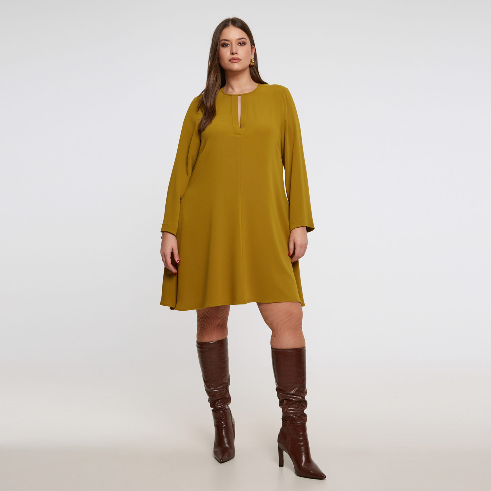 MAT FASHION Φόρεμα με cut-out λεπτομέρεια στο λαιμό