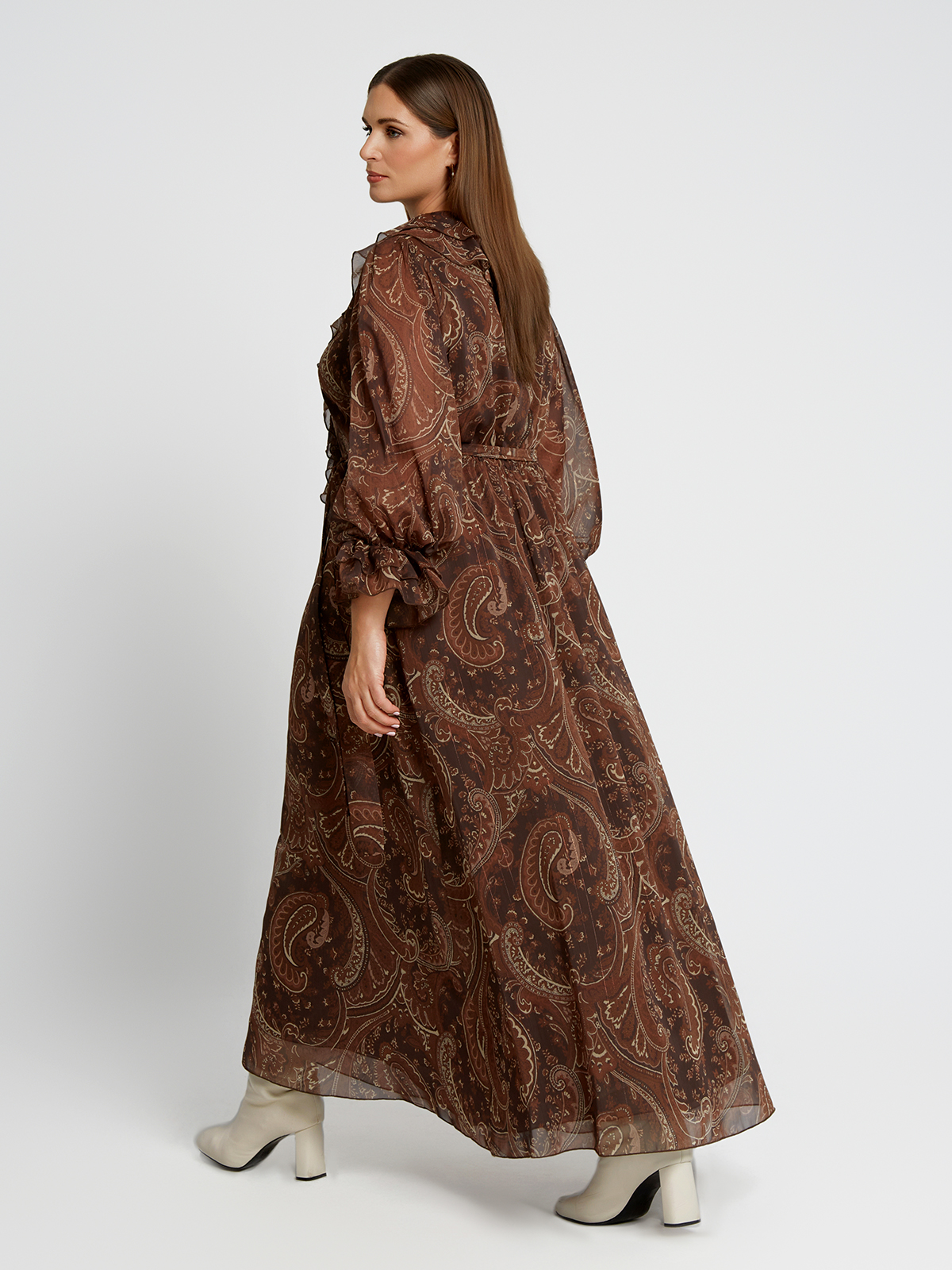 Φόρεμα με paisley σχέδιο και βολάν φωτογραφία