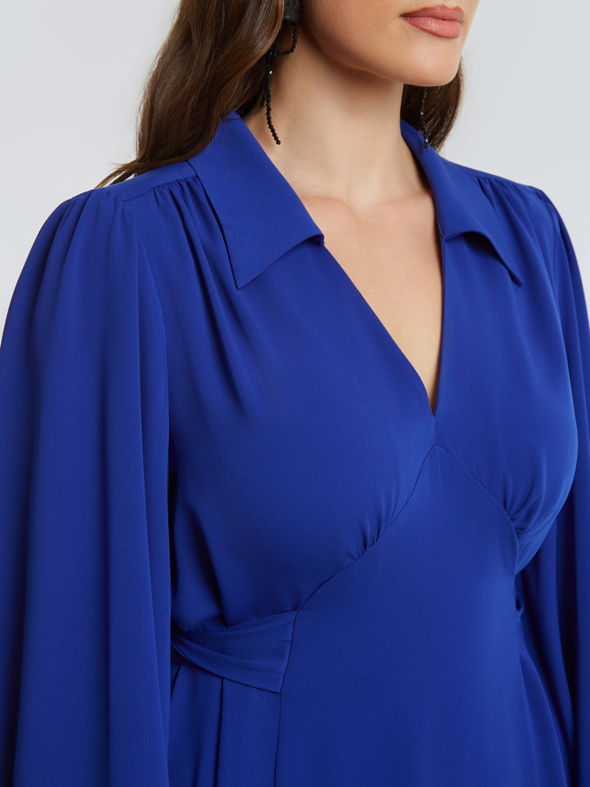 Midi φόρεμα με δέσιμο στη μέση φωτογραφία