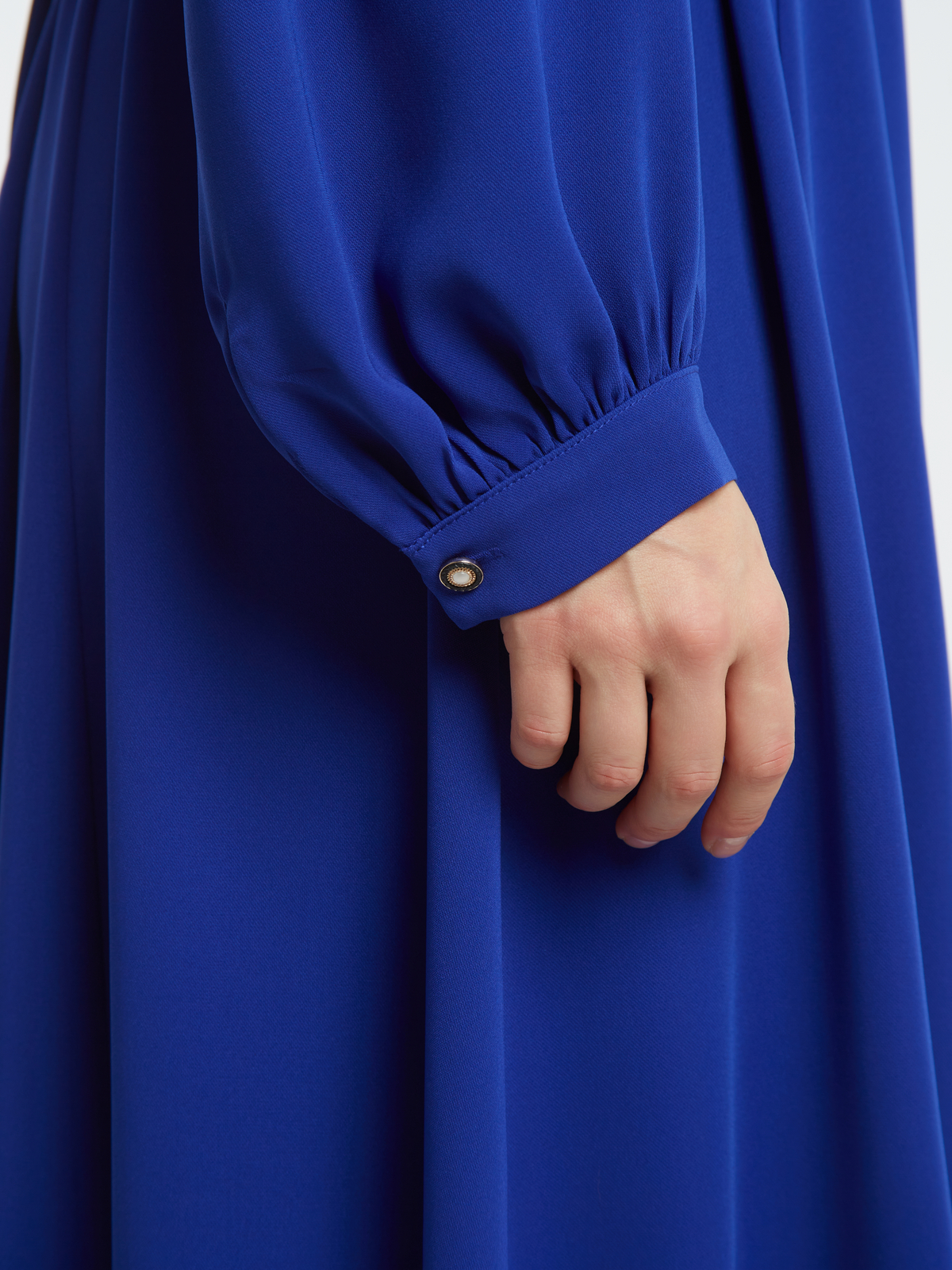 Midi φόρεμα με δέσιμο στη μέση φωτογραφία