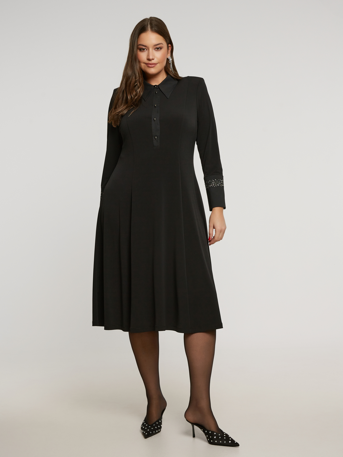 Super jersey midi φόρεμα με διακόσμηση στο γιακά και στα μανίκια φωτογραφία