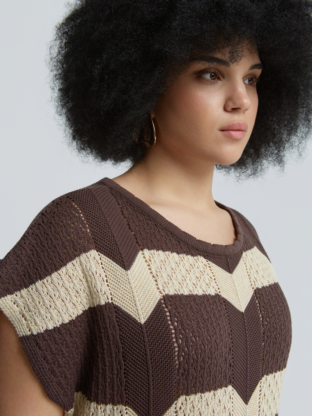 Πλεκτό midi φόρεμα με ρίγες φωτογραφία