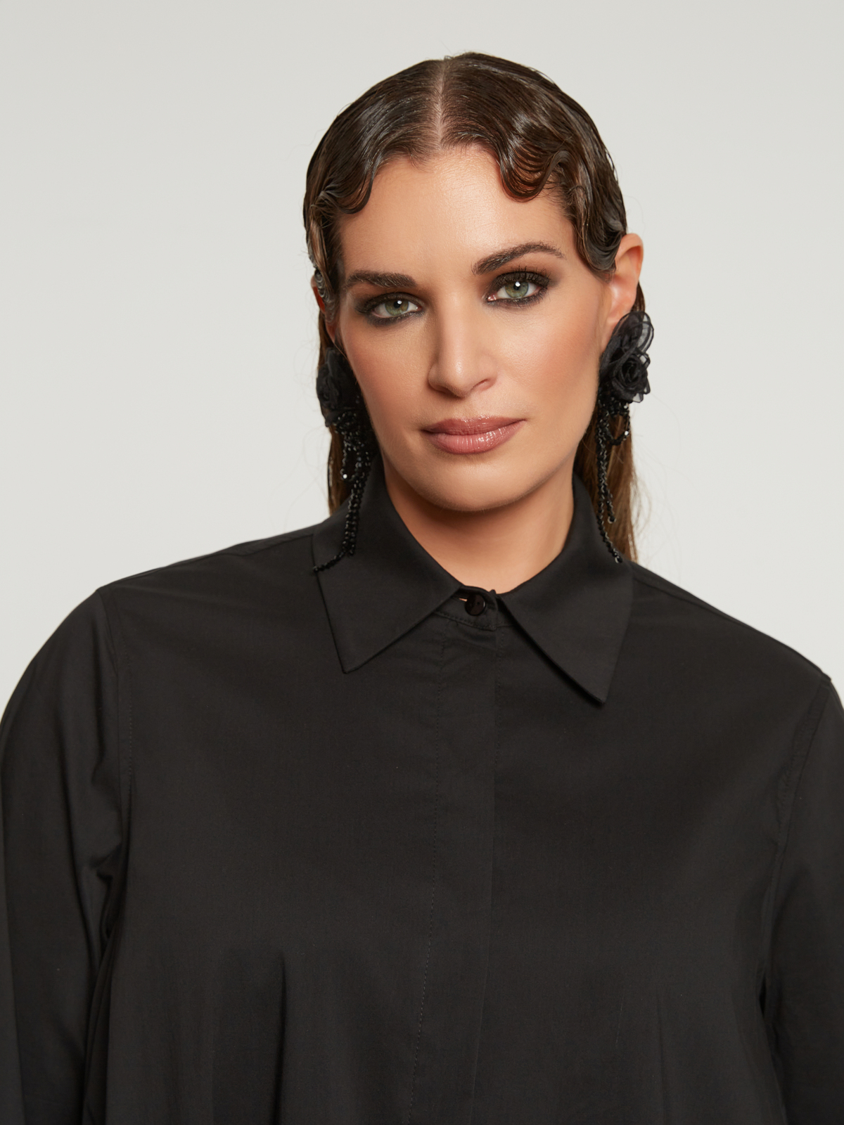 Σεμιζιέ φόρεμα με balloon τελείωμα φωτογραφία