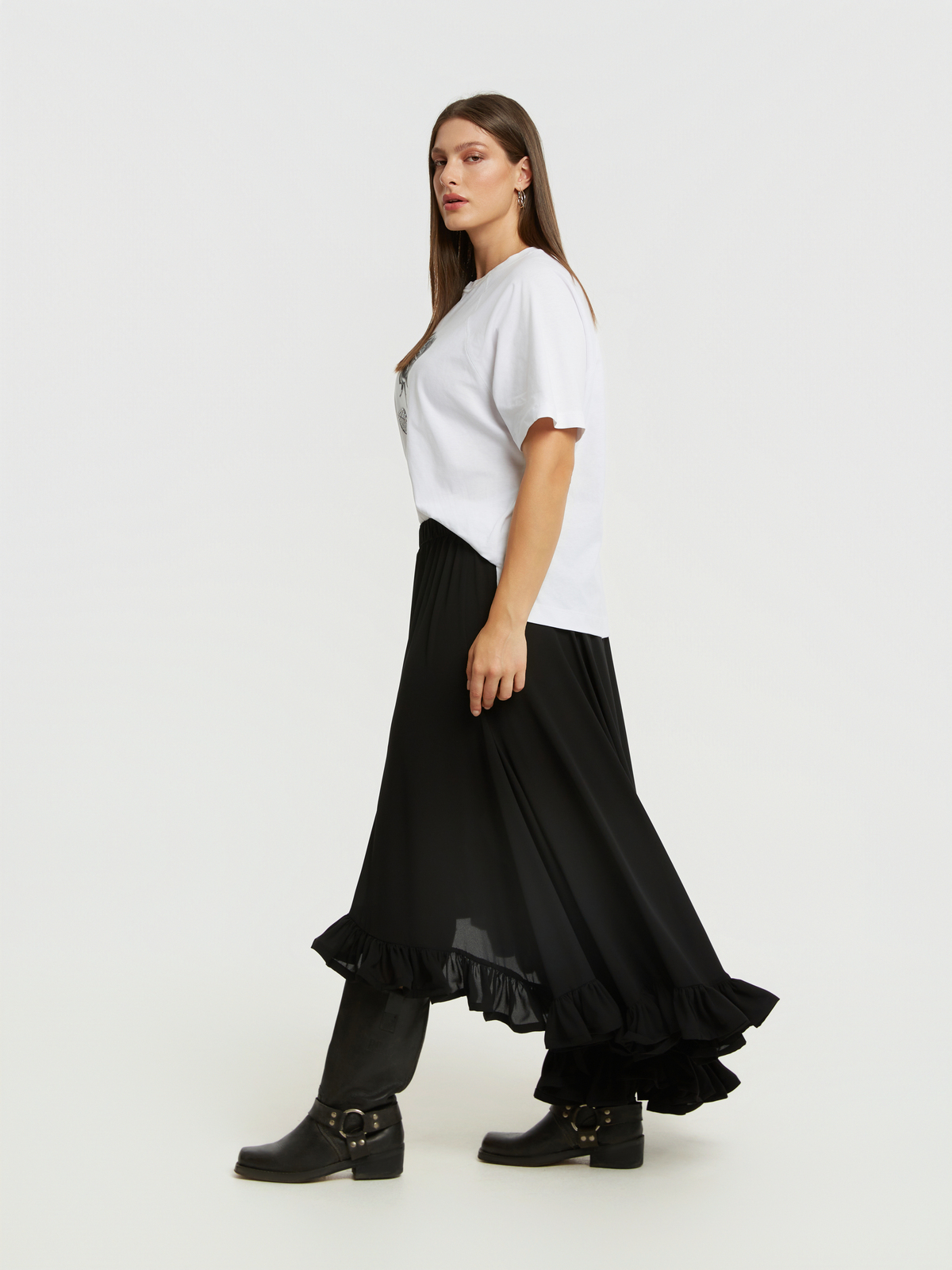 Αέρινη maxi φούστα με βολάν φωτογραφία