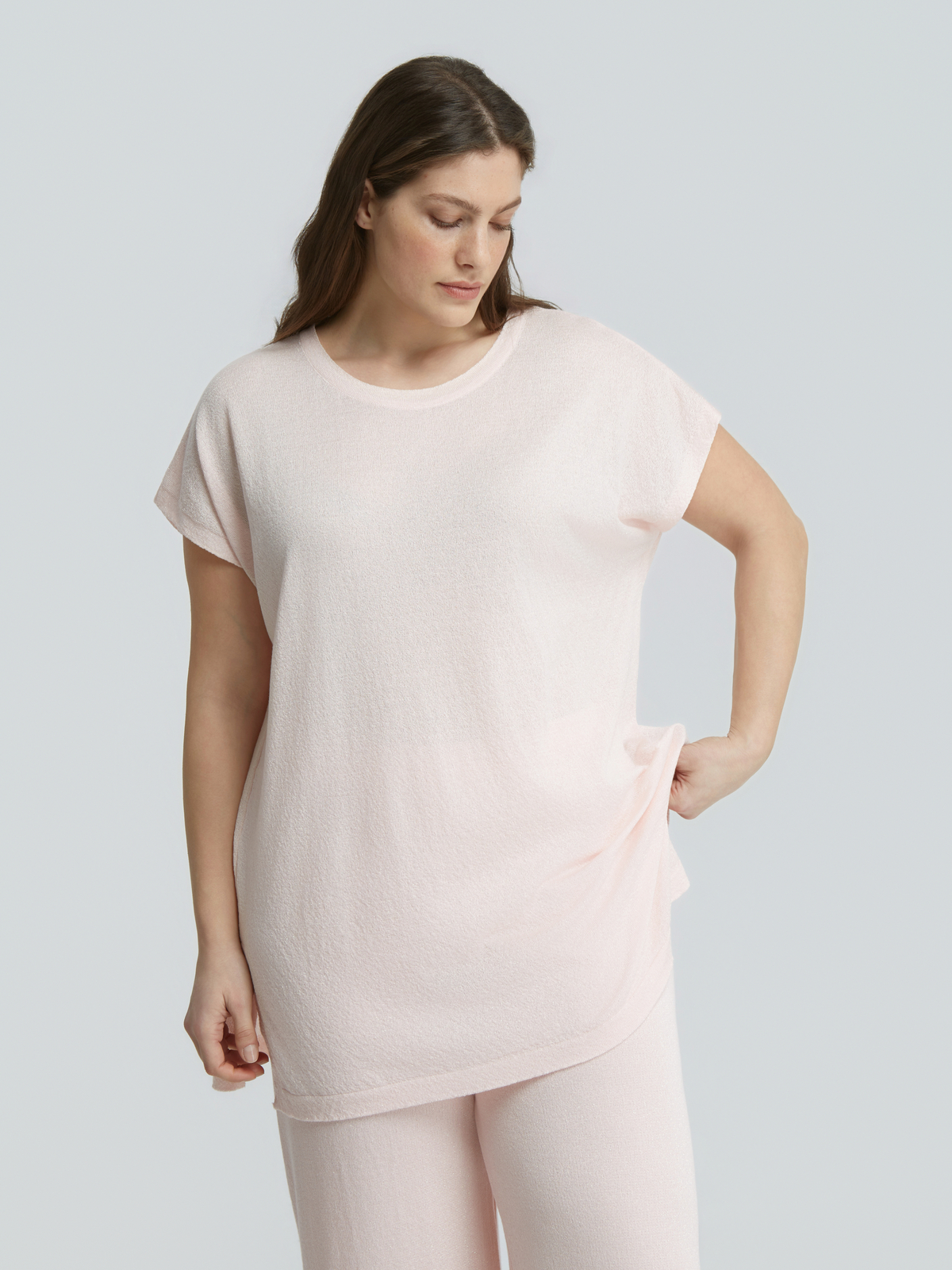 Πλεκτό longline τοπ με lurex φωτογραφία