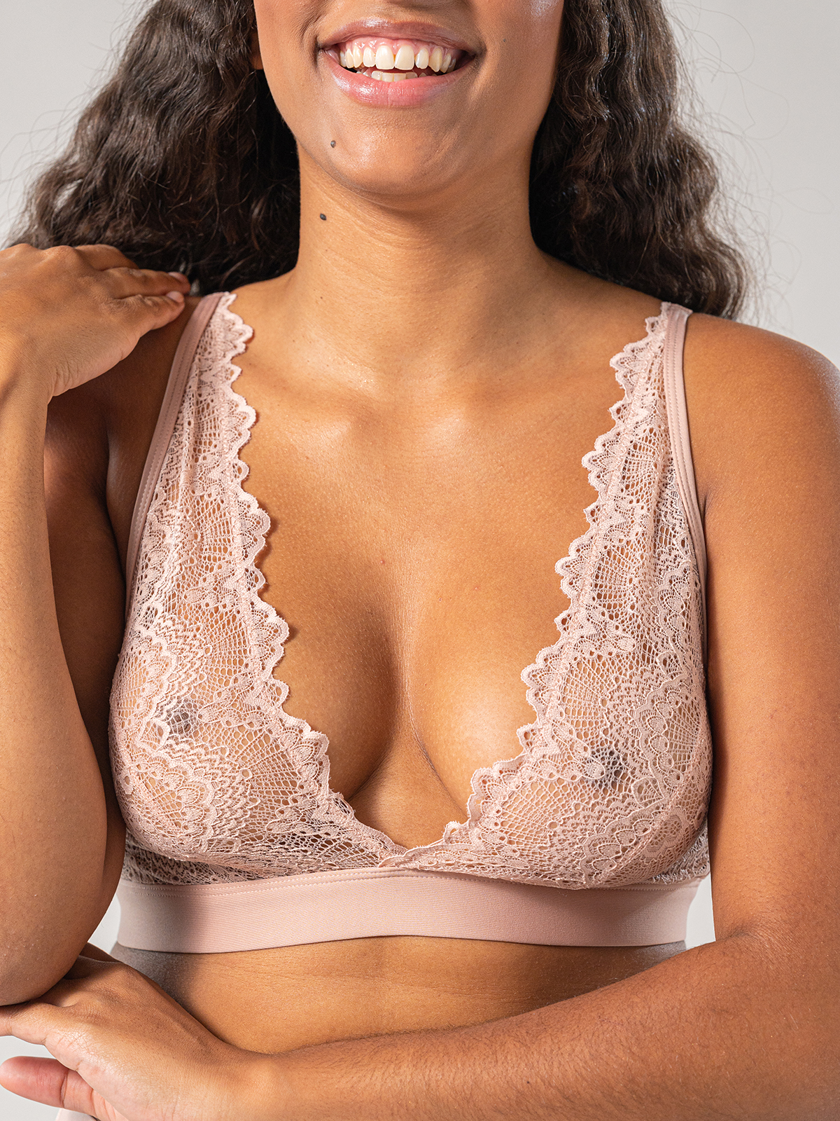 Σουτιέν Bralette με δαντέλα φωτογραφία