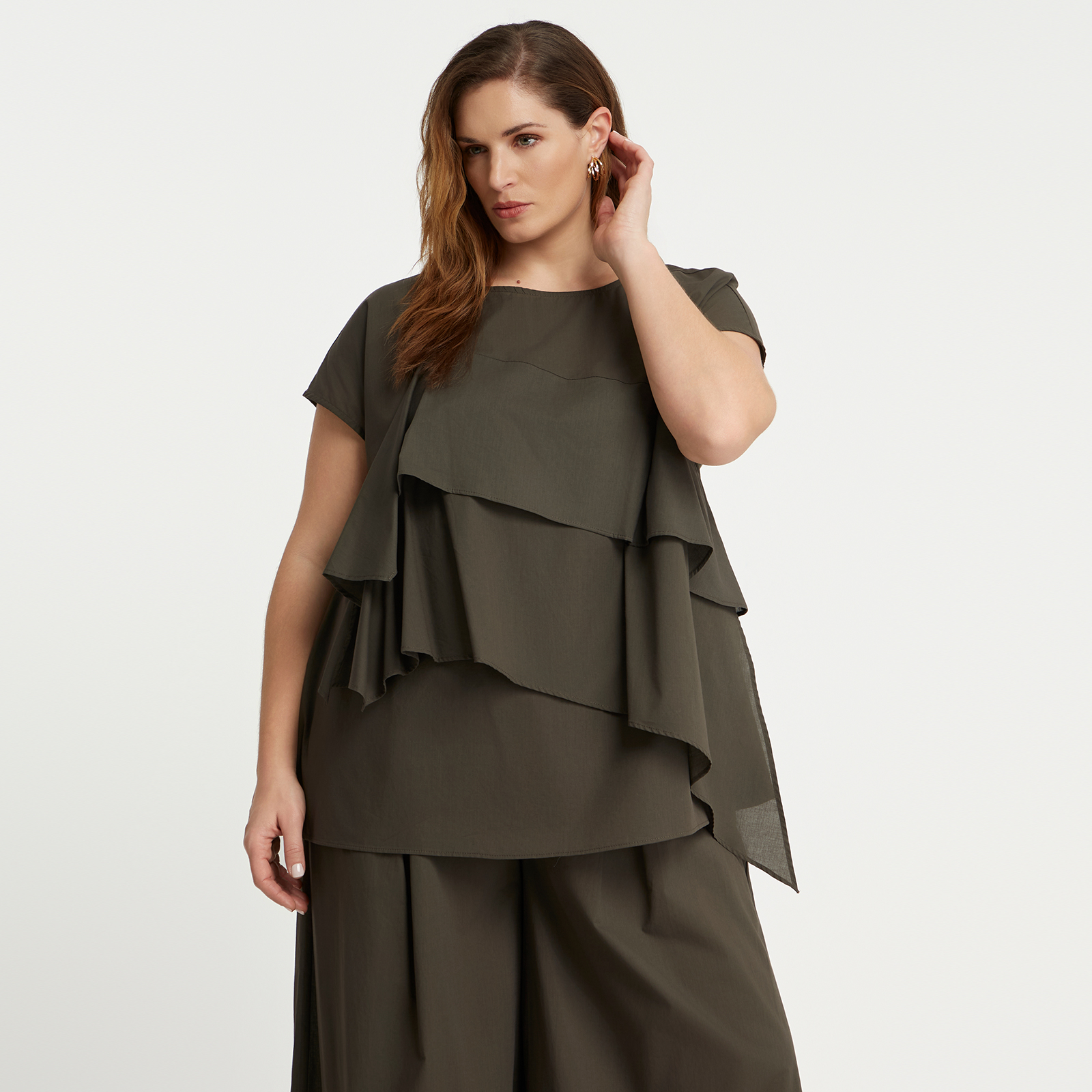 Layered asymmetric cotton top