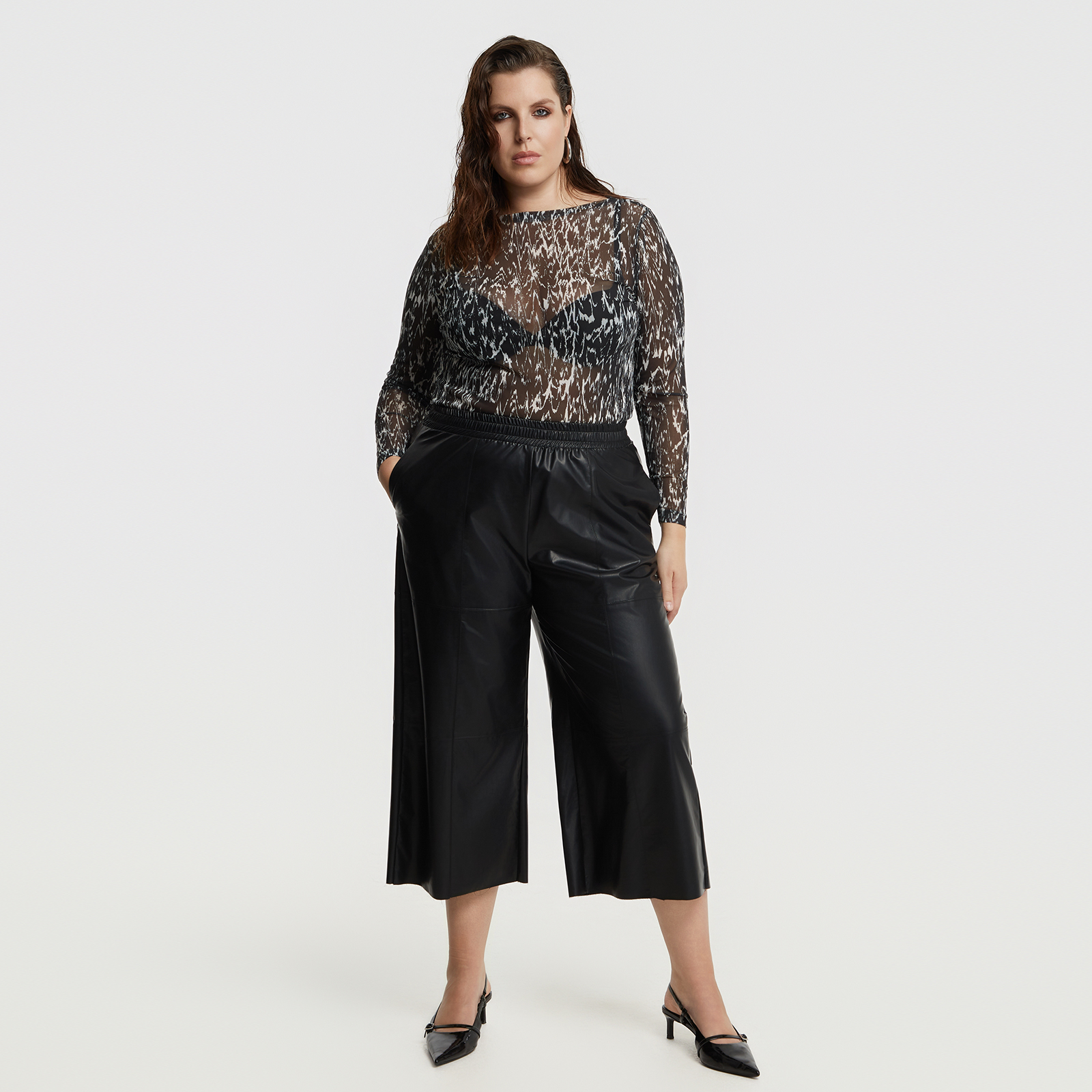 Leather-look wide-leg pants