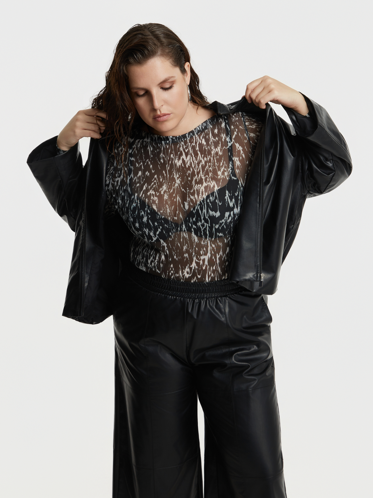 Leather-look τζάκετ με φερμουάρ φωτογραφία