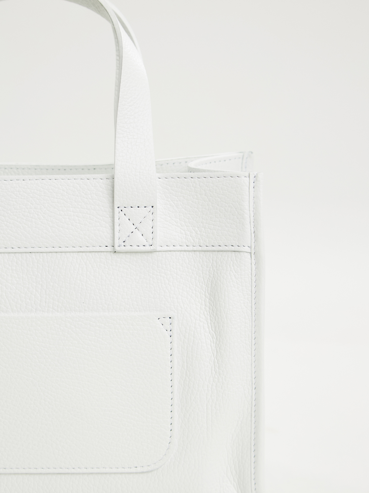 Δερμάτινη τσάντα με τσέπη φωτογραφία