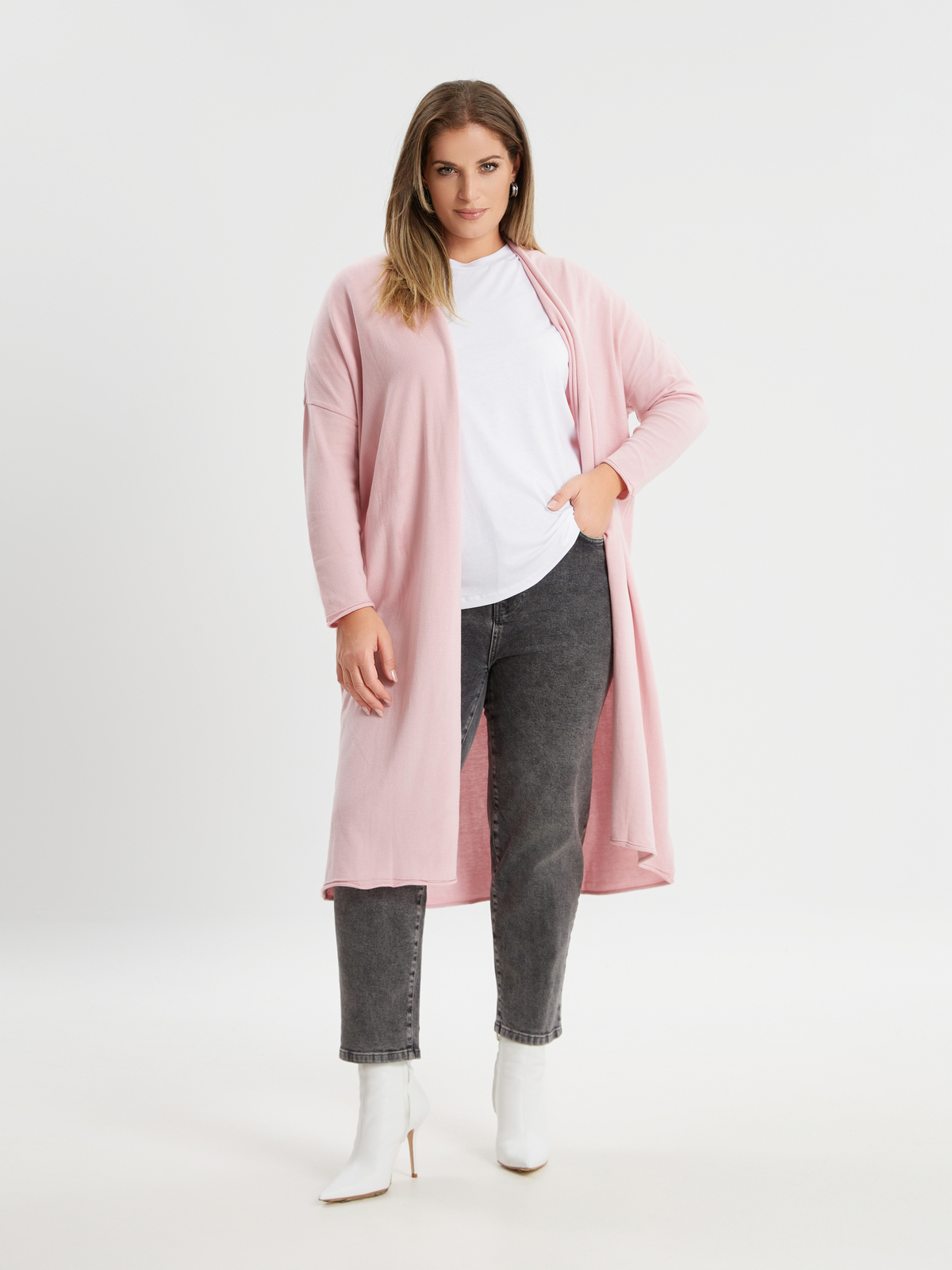 Μακριά ζακέτα με λεπτή πλέξη φωτογραφία