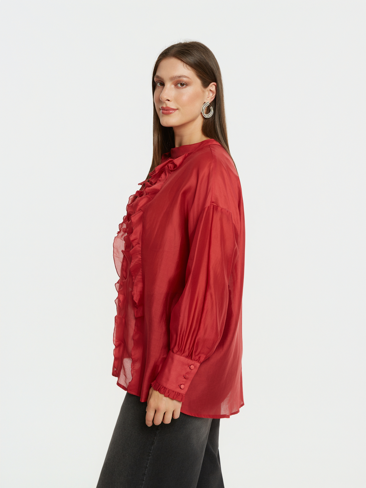 Μακρυμάνικη μπλούζα με διακοσμητικά βολάν φωτογραφία