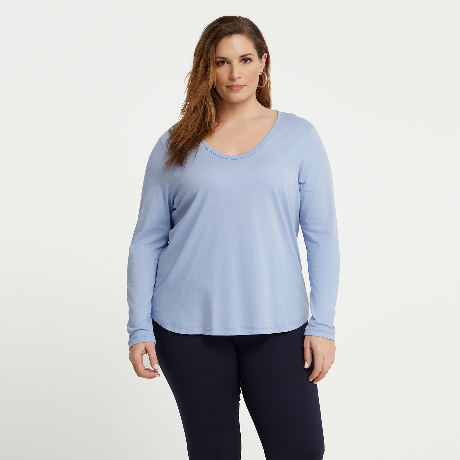 Long-sleeve cotton top with round neckline