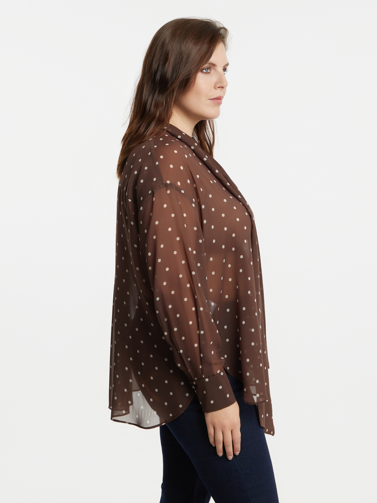 Πουκάμισο πουά με δέσιμο στο λαιμό φωτογραφία