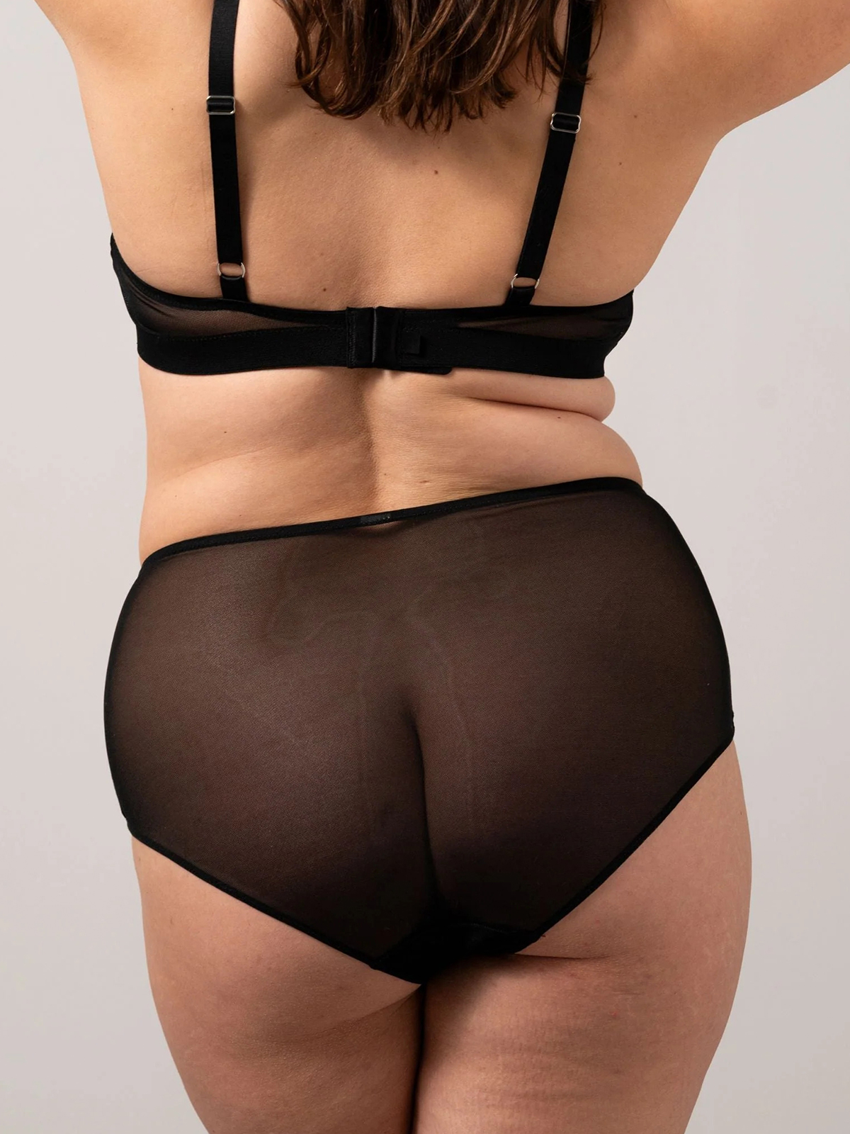 Διχτυωτό σλιπ ψηλόμεσο μαύρο φωτογραφία