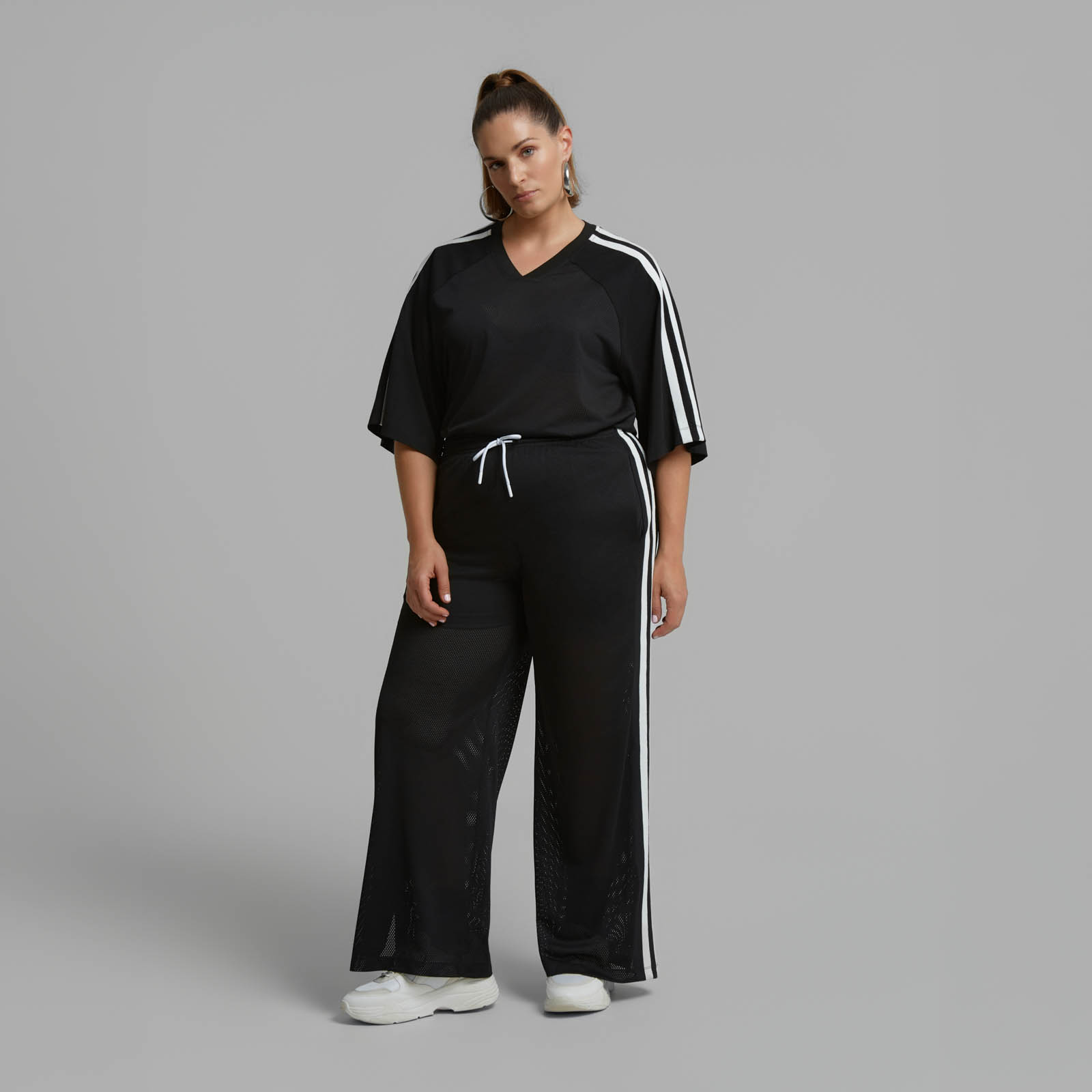 Παντελόνα mesh jersey με contrast ρίγες
