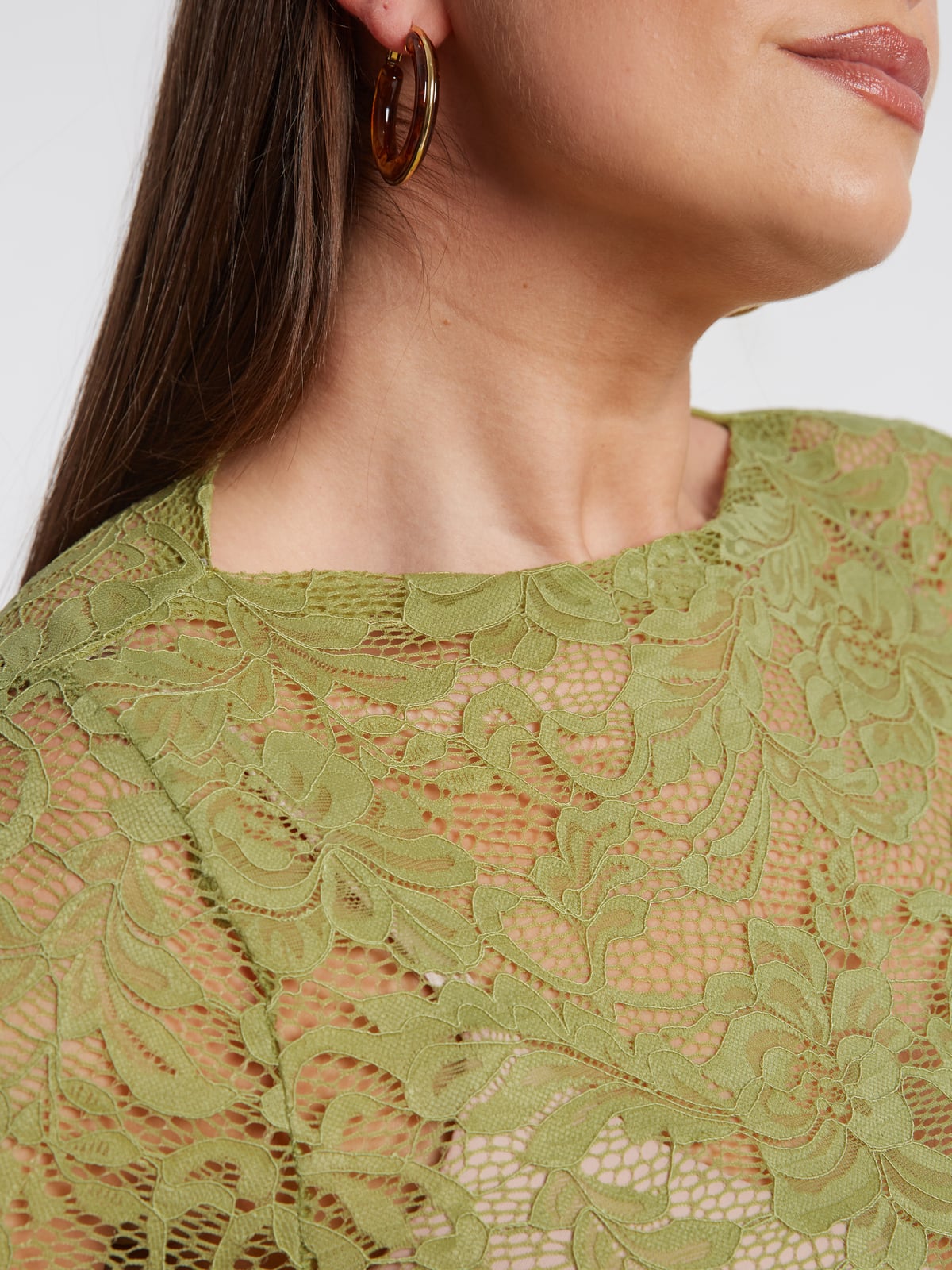 Δαντελένιο τοπ με μακριά μανίκια φωτογραφία