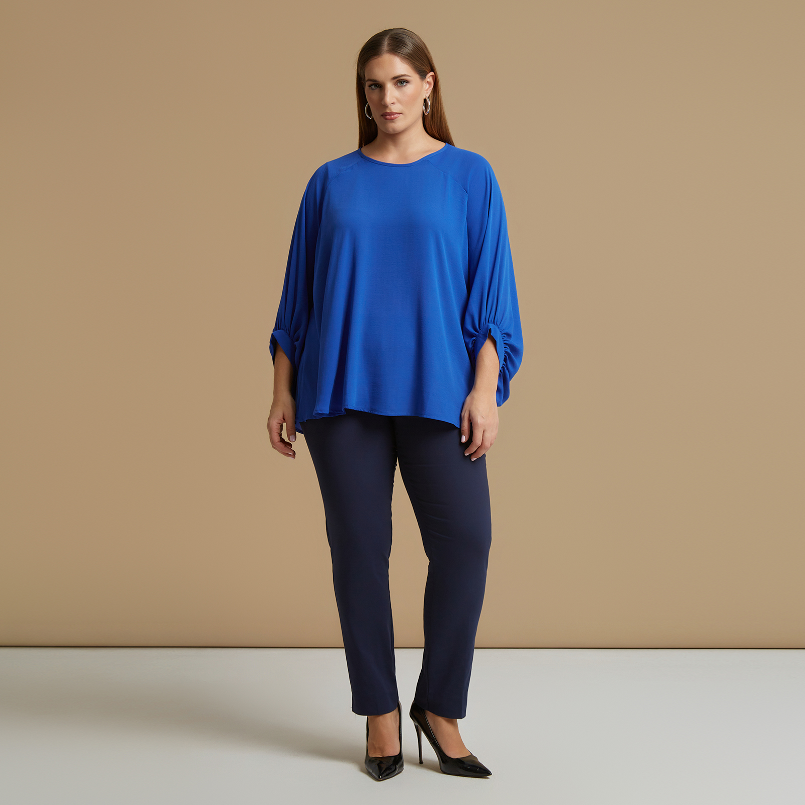 Crepe essential blouse with balloon sleeves