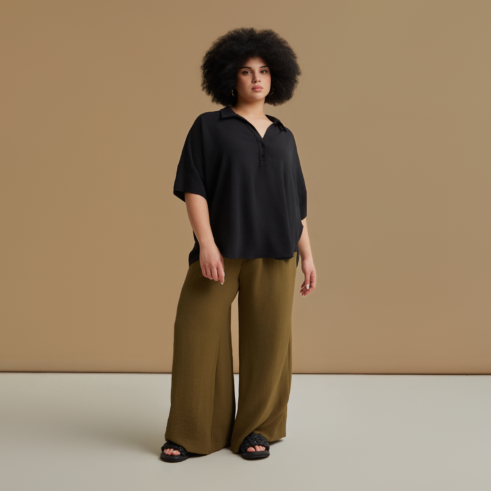 Airwashed crepe blouse with point collar