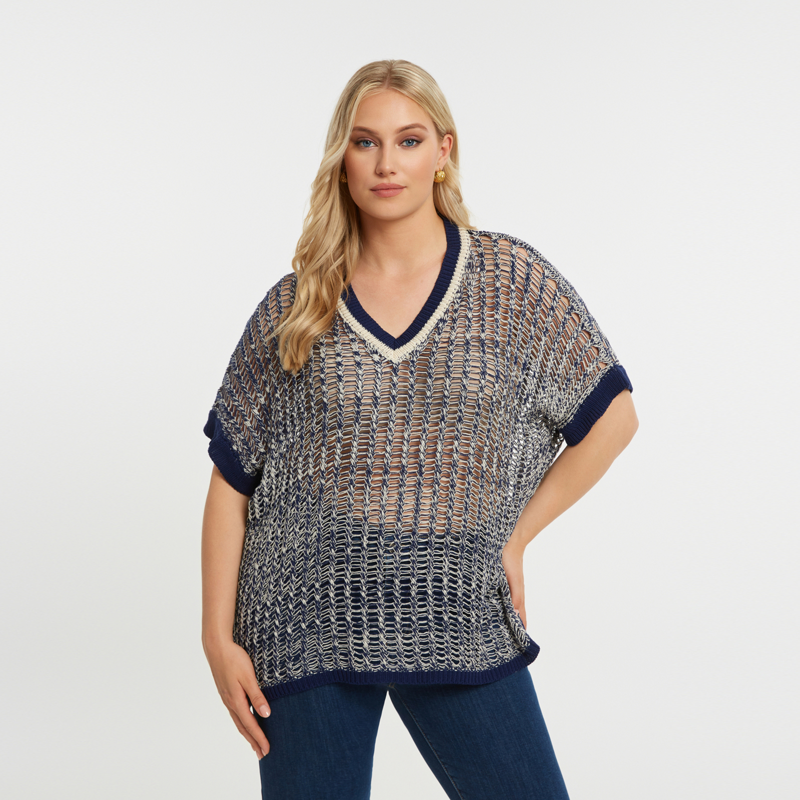 Short-sleeve V-neck knit top