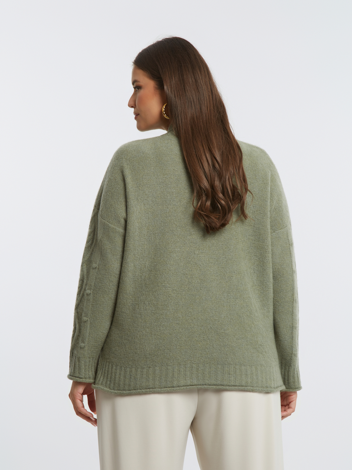 Πλεκτή μπλούζα με V με μοτίβο κοτσίδα φωτογραφία