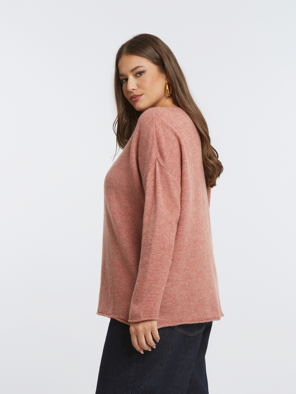 Πλεκτή μπλούζα με V-λαιμόκοψη και χαλαρή γραμμή φωτογραφία