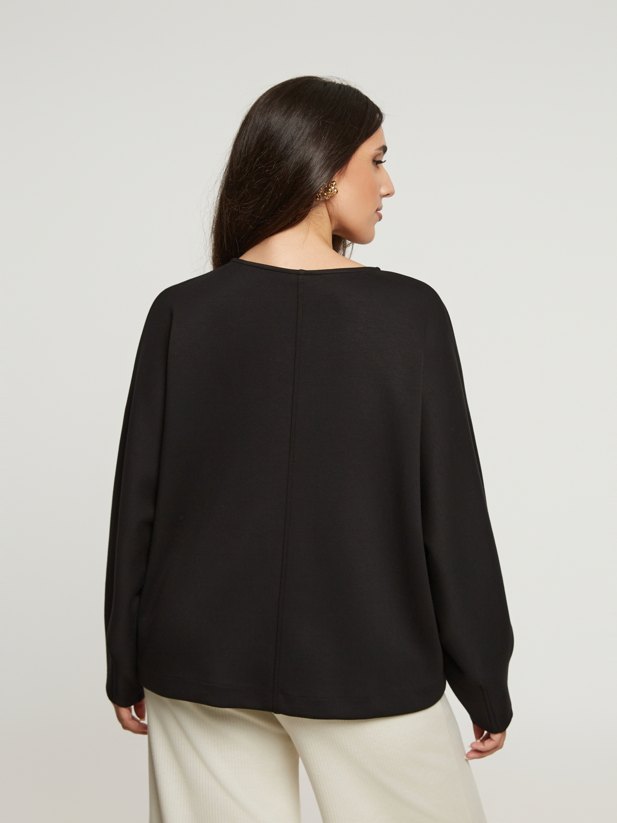 Μπλούζα φούτερ με V-λαιμόκοψη φωτογραφία